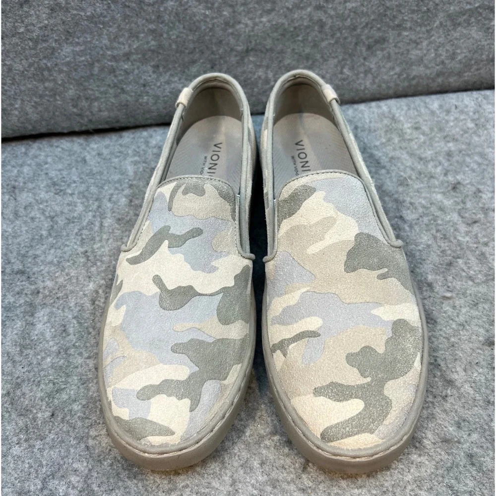 Vionic Slip On Suede Sneakers Camo‎ Print Casual Comfort Shoes Women's Size 9